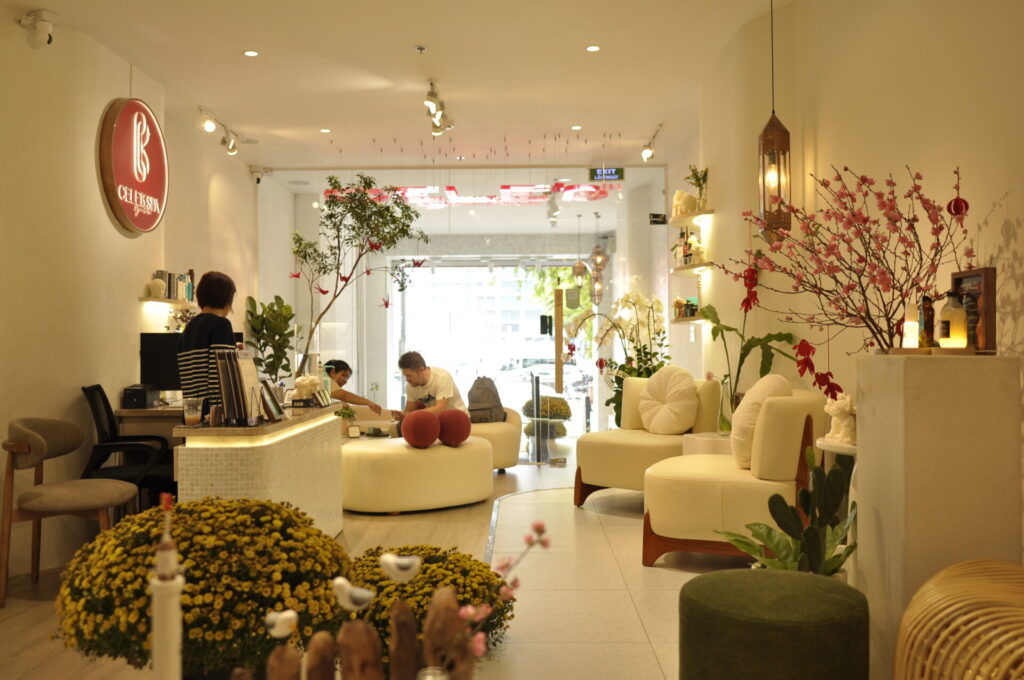 Spa reception area near Ben Thanh Market Ho Chi Minh City calm and welcoming space